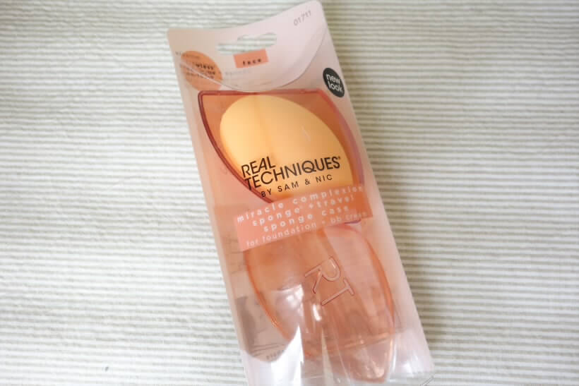 Real Techniques by Samantha Chapman, ミラクルコンプレクションスポンジ　ケース付